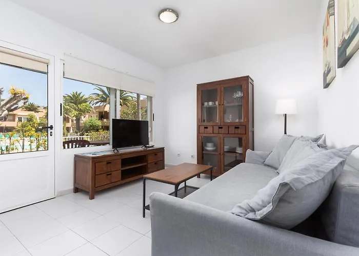 Διαμέρισμα Home2book Bright With Pool & Terrace