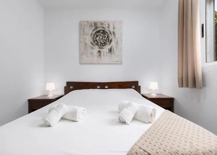 Home2book Bright With Pool & Terrace Διαμέρισμα